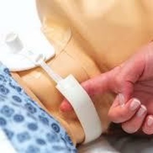 Evde Trakeostomi Kanül Değişimi